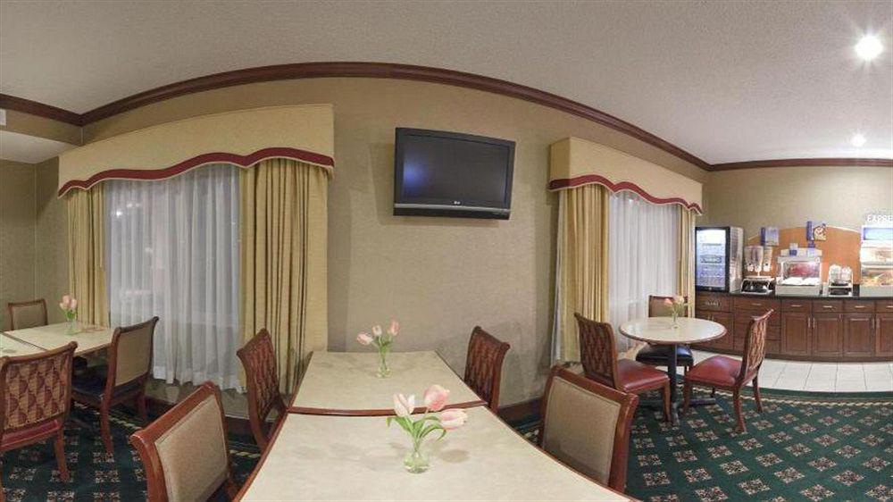 Comfort Inn South Tulsa - Woodland Hills Bagian luar foto