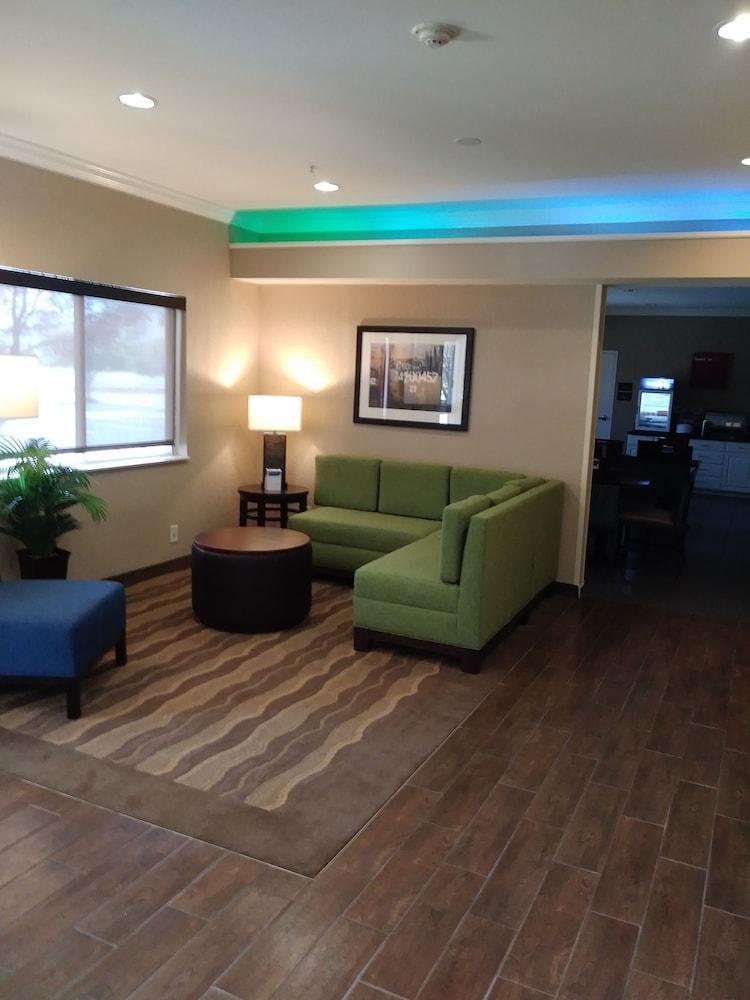 Comfort Inn South Tulsa - Woodland Hills Bagian luar foto