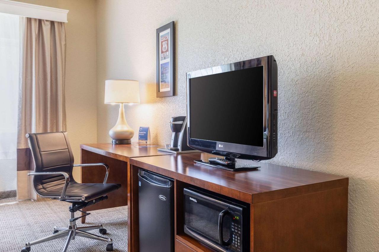 Comfort Inn South Tulsa - Woodland Hills Bagian luar foto