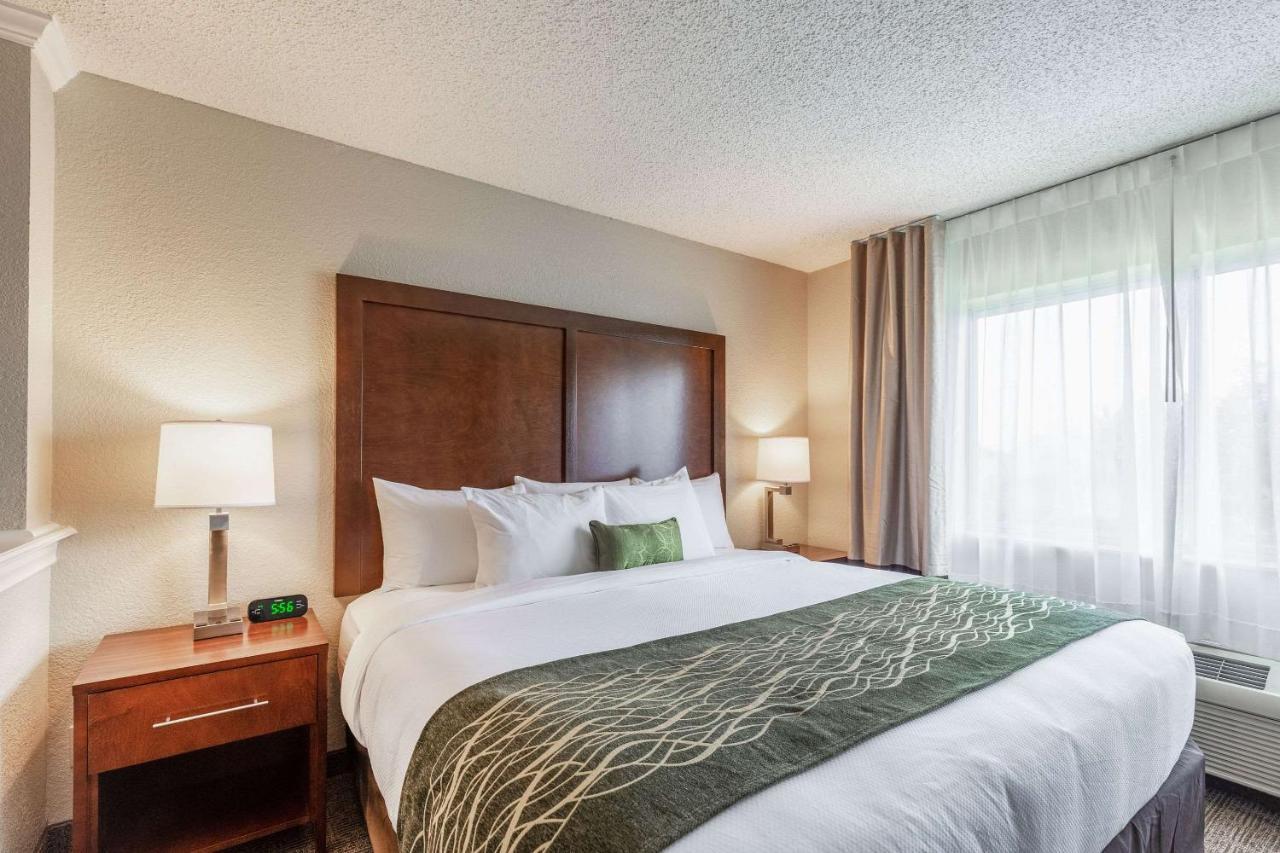 Comfort Inn South Tulsa - Woodland Hills Bagian luar foto