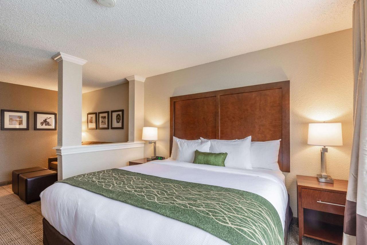 Comfort Inn South Tulsa - Woodland Hills Bagian luar foto