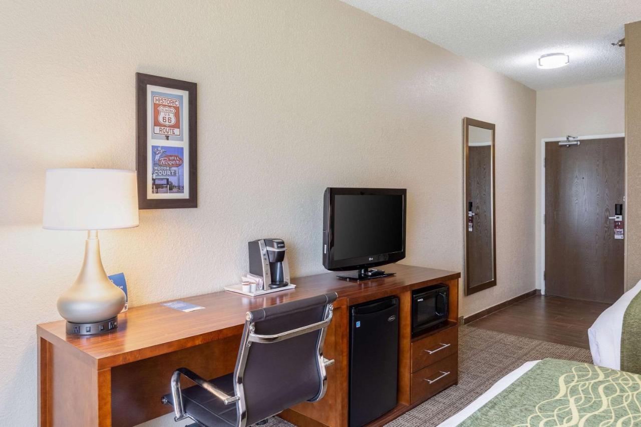 Comfort Inn South Tulsa - Woodland Hills Bagian luar foto